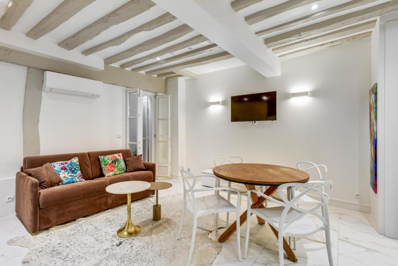 Location Calm Palais Royal Louvre Opera Concorde Clim * Paris