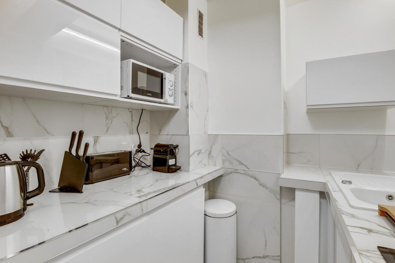 Location Calm Palais Royal Louvre Opera Concorde Clim