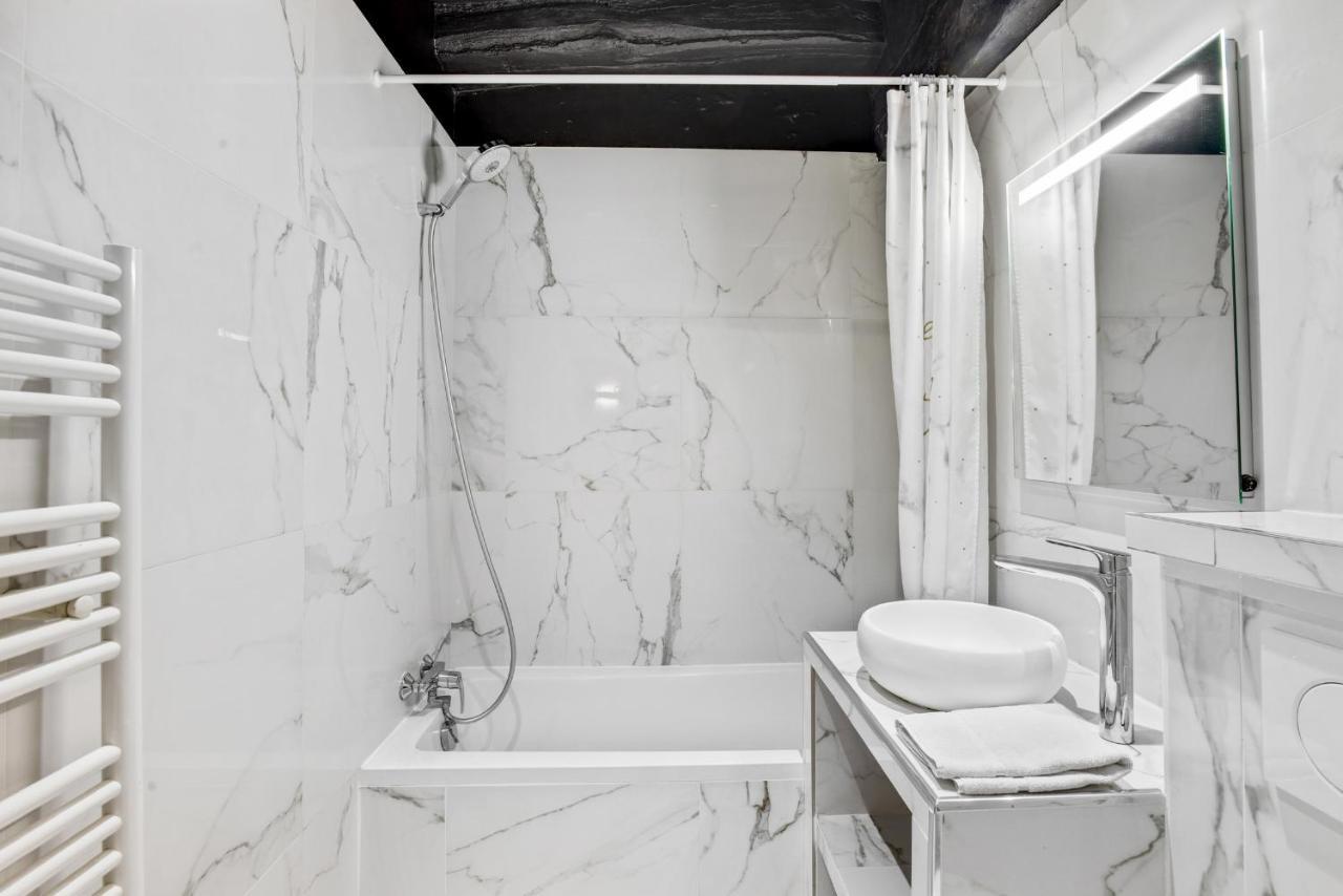 Location Calm Palais Royal Louvre Opera Concorde Clim * Paris